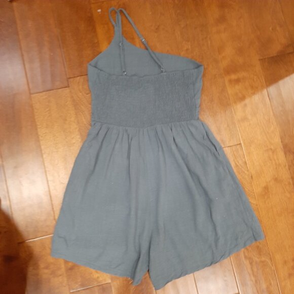 Vintage linen asymmetrical strap quiet luxury romper - Picture 3 of 11